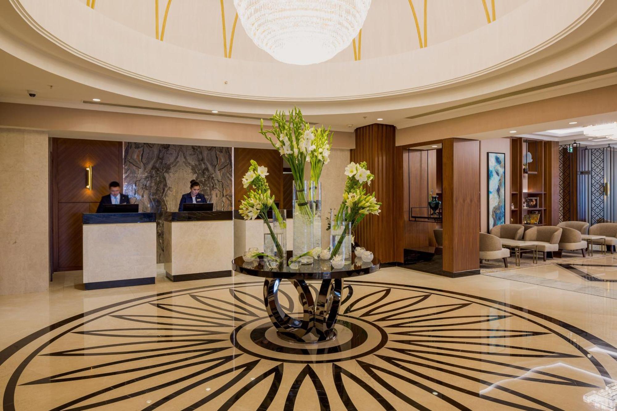 Sheraton Bishkek Exterior foto