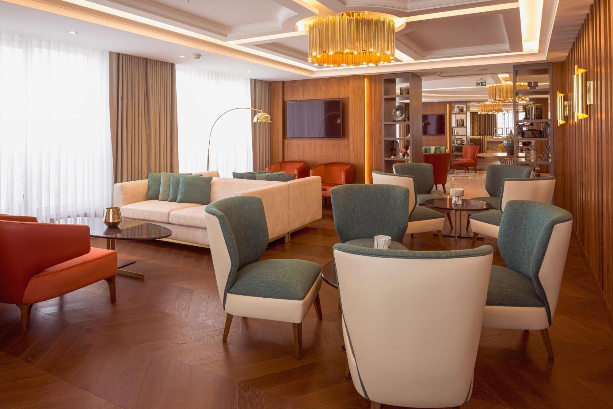 Sheraton Bishkek Exterior foto